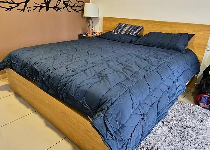 Apartment S01 King Size Premium Frente Al Tec Cem Con Cocineta Wifi Balcon Parking Terraza