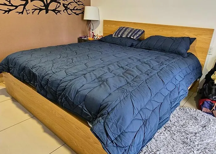 S01 King Size Premium Frente Al Tec Cem Con Cocineta Wifi Balcon Parking Terraza Apartment